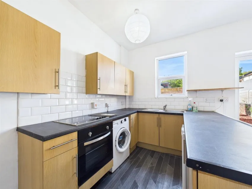 29, Mogg Street, St Werburghs, Bristol, BS2 9UB