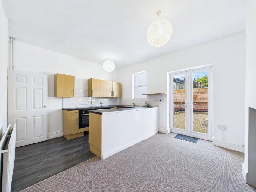 29, Mogg Street, St Werburghs, Bristol, BS2 9UB