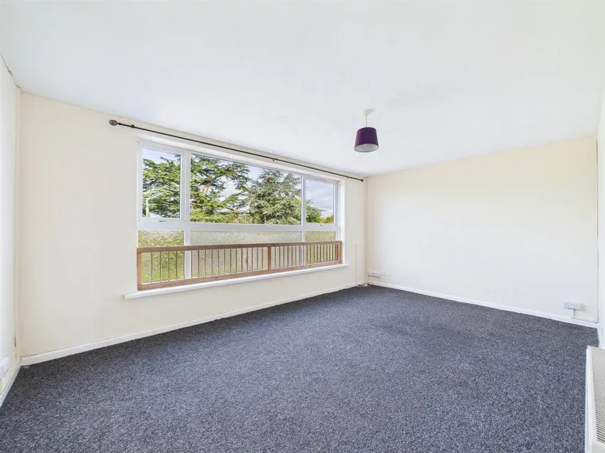 10 & 11, Abbotswood, Yate, BS37 4NG
