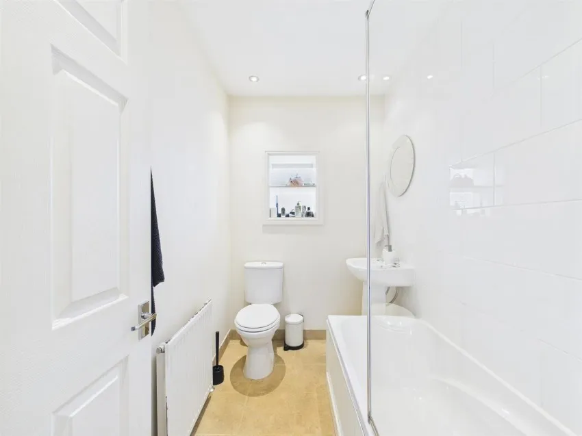 6,
                                Clevedon Terrace, Cotham,
                                Bristol, BS6 5TX