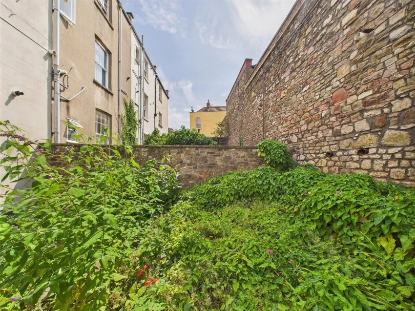 6,
                                Clevedon Terrace, Cotham,
                                Bristol, BS6 5TX
