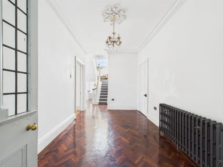 8,
                                Connaught Place, Weston-Super-Mare, BS23 2QA