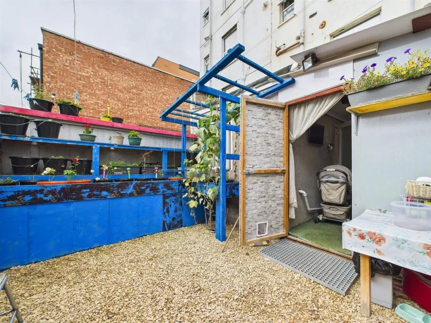 28, City Road, St Pauls, Bristol, BS2 8TP