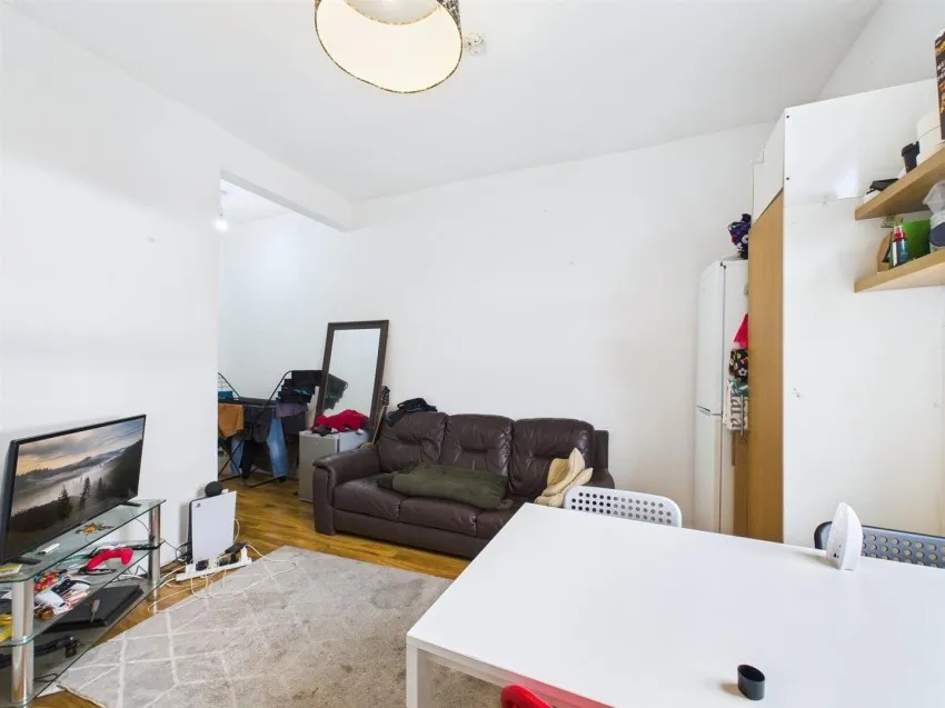 28, City Road, St Pauls, Bristol, BS2 8TP