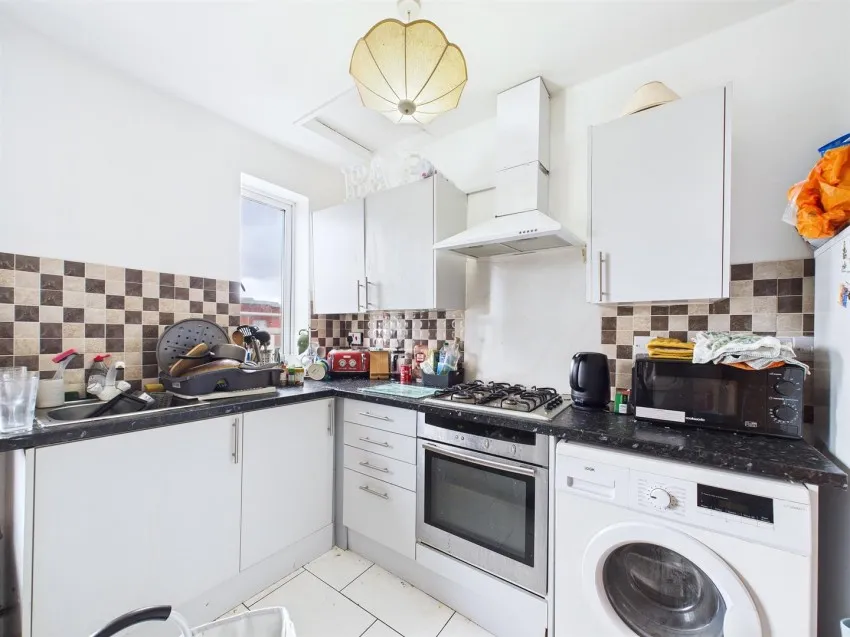 28, City Road, St Pauls, Bristol, BS2 8TP