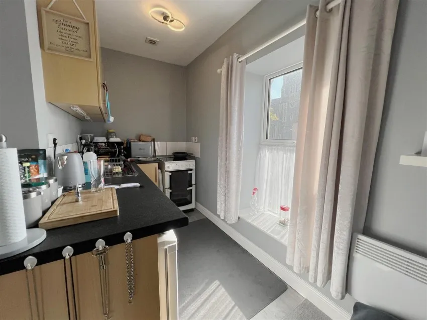 147, Two Mile Hill Road, Kingswood, Bristol, BS15 1BG