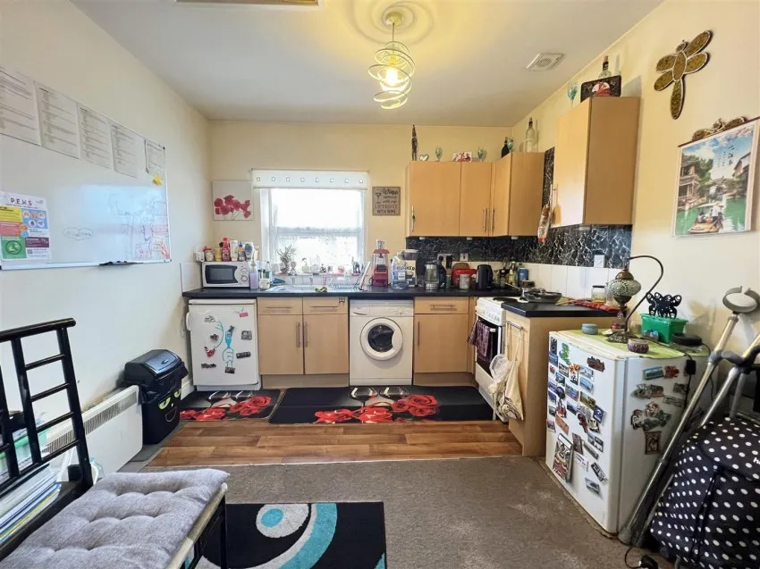 147, Two Mile Hill Road, Kingswood, Bristol, BS15 1BG