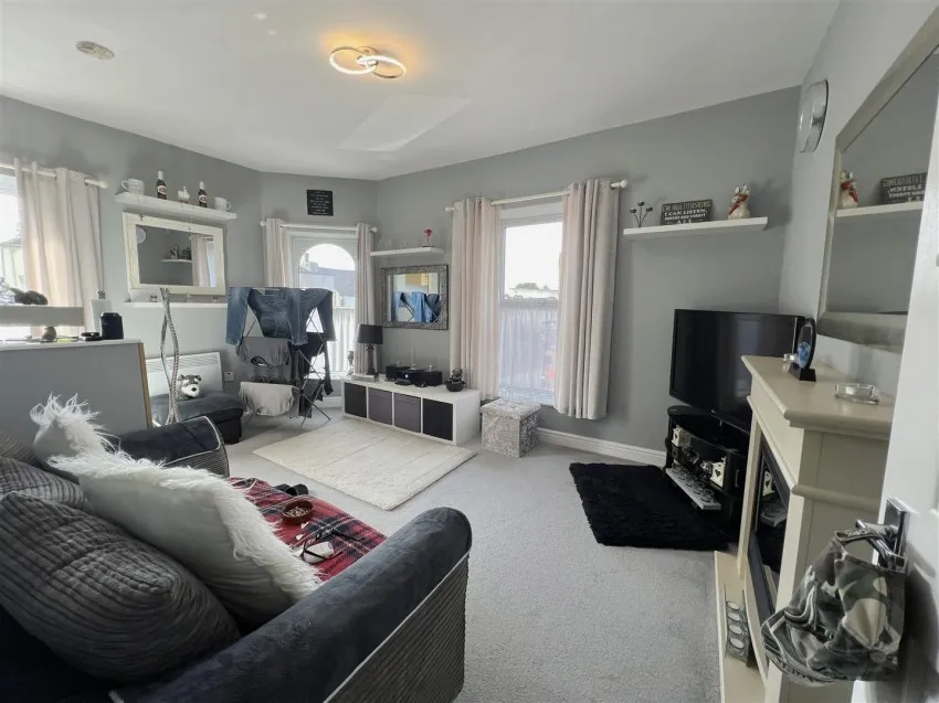 147, Two Mile Hill Road, Kingswood, Bristol, BS15 1BG