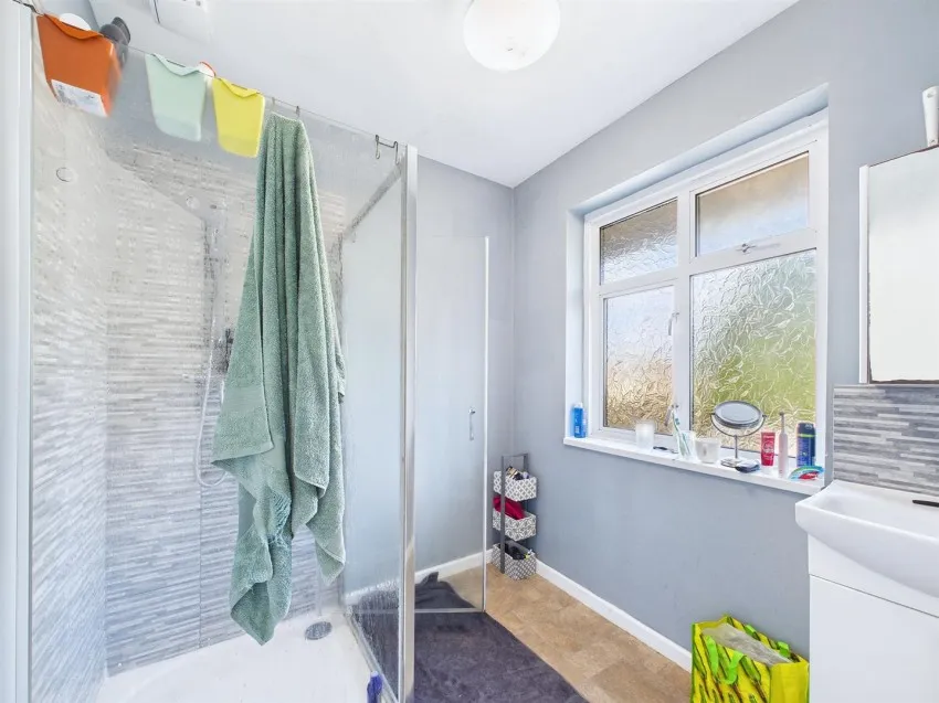 60, Monks Park Avenue, Horfield, Bristol, BS7 0UH