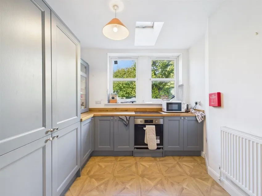 12, Cromwell Road, St Andrews, Bristol, BS6 5HG