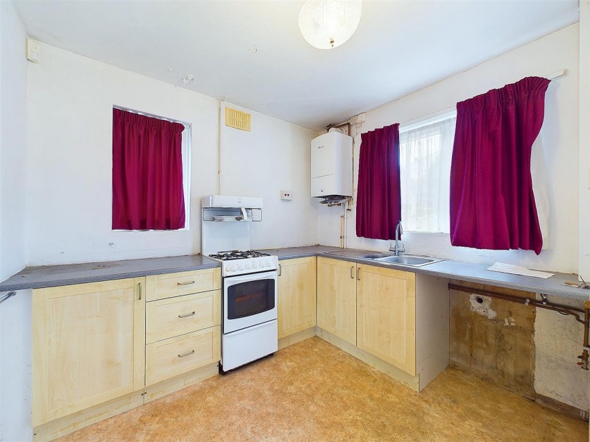 18, Kennard Road, Kingswood, Bristol, BS15 8AA