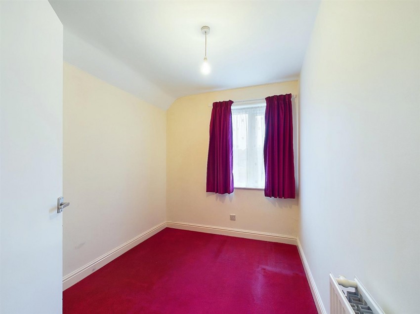 18, Kennard Road, Kingswood, Bristol, BS15 8AA