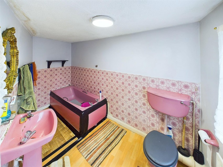 29, North Street, Wellington, TA21 8LY