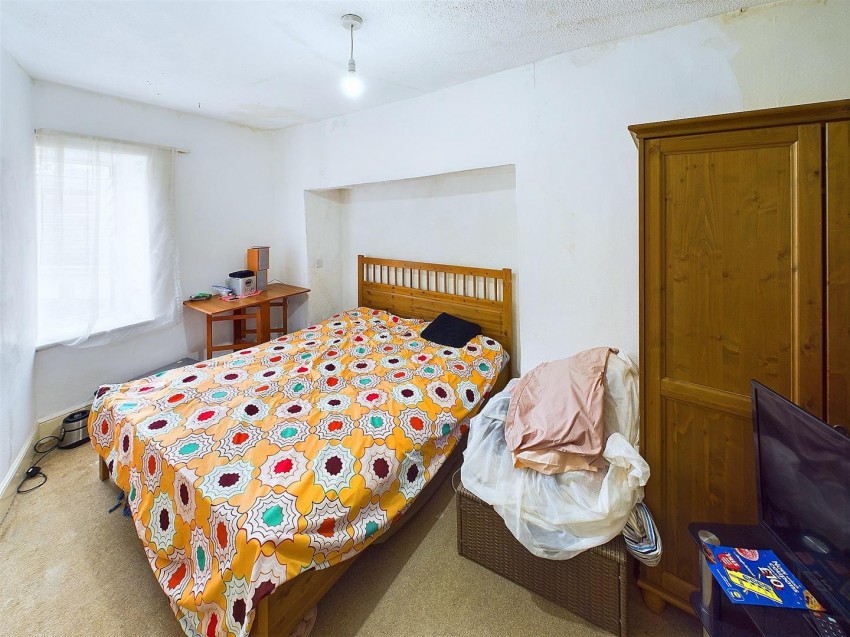 29, North Street, Wellington, TA21 8LY