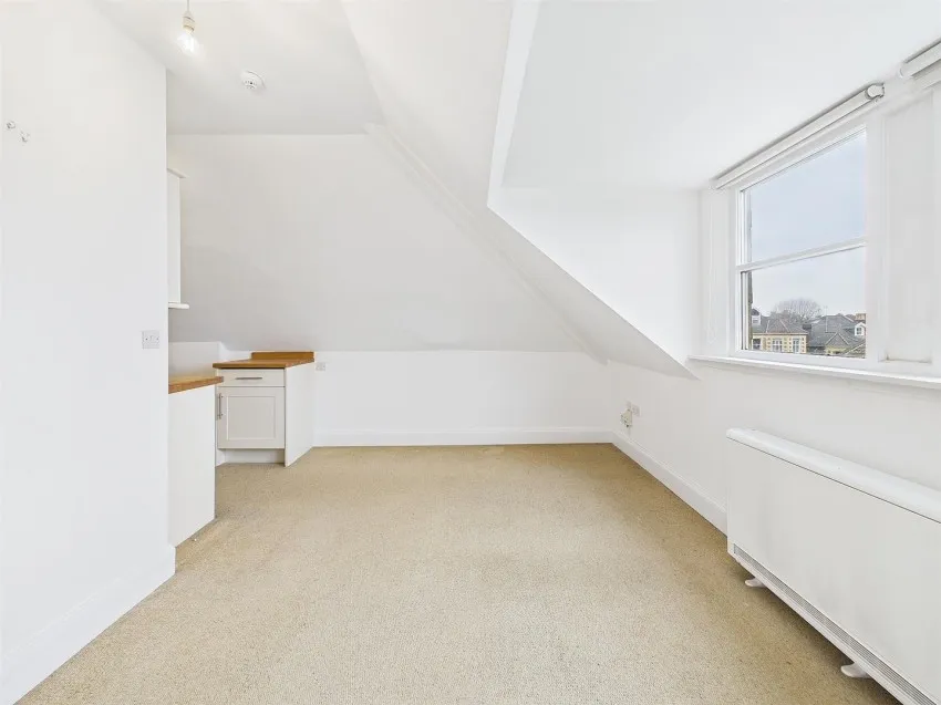 Flat 7, 2 Redland Court Road, Redland, Bristol, BS6 7EE