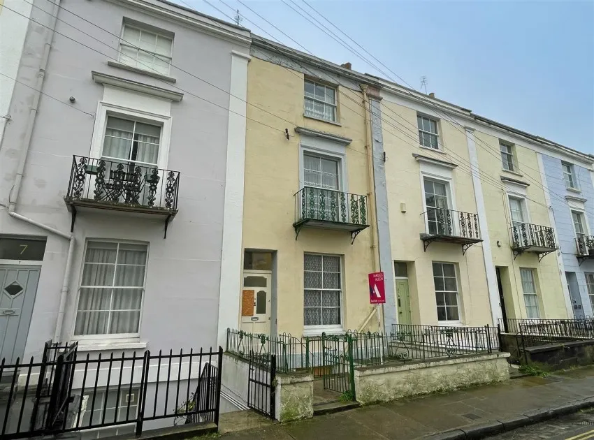 8, Oakfield Place, Clifton, Bristol, BS8 2BJ