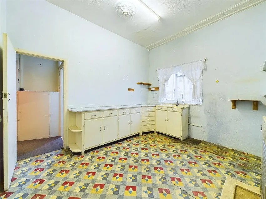 8, Oakfield Place, Clifton, Bristol, BS8 2BJ