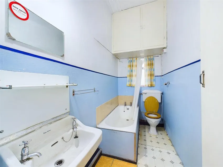 8, Oakfield Place, Clifton, Bristol, BS8 2BJ