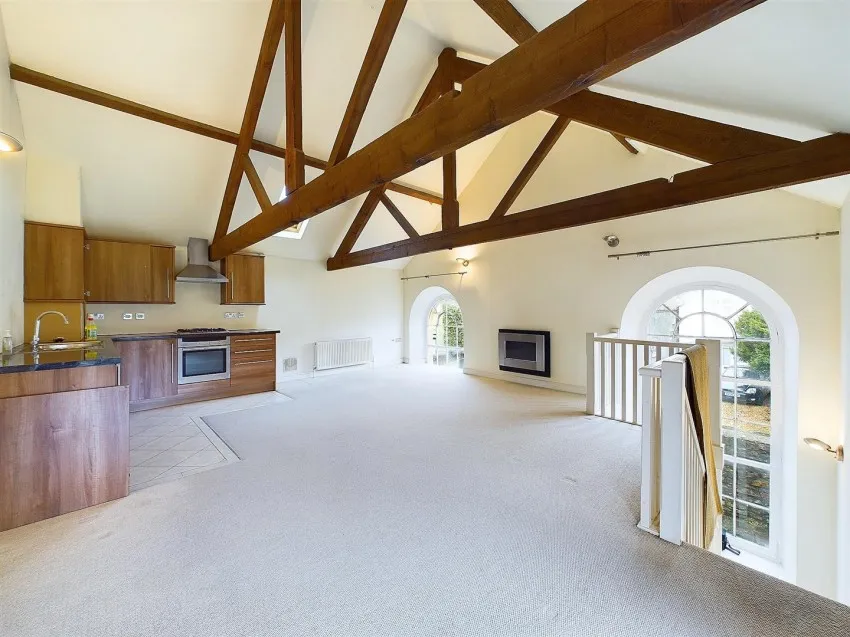 1 Village Mews, 26, High Street, Yatton, Bristol, BS49 4JA