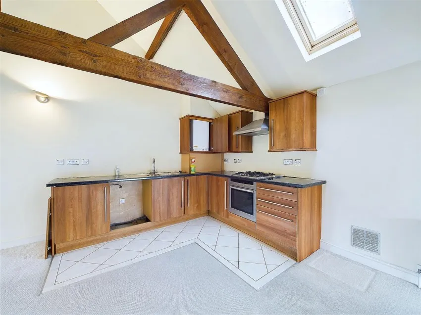 1 Village Mews, 26, High Street, Yatton, Bristol, BS49 4JA