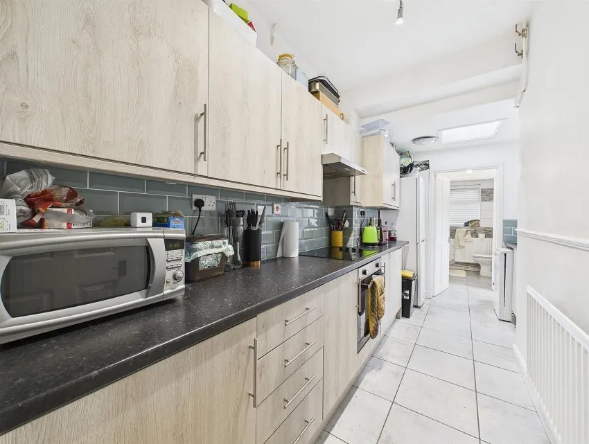 19, Tyne Street, St Werburghs, Bristol, BS2 9UA