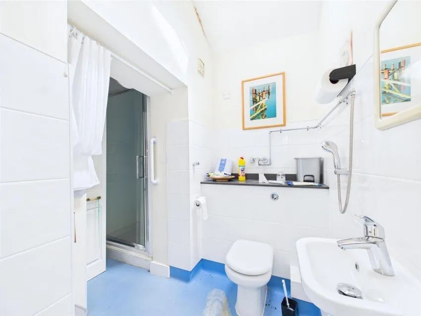 Lion House, 9 Castle Street, Thornbury, Bristol, BS35 1HA