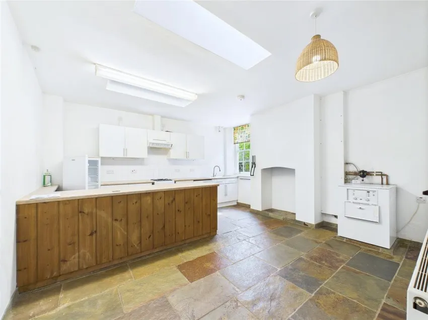 Lion House, 9 Castle Street, Thornbury, Bristol, BS35 1HA