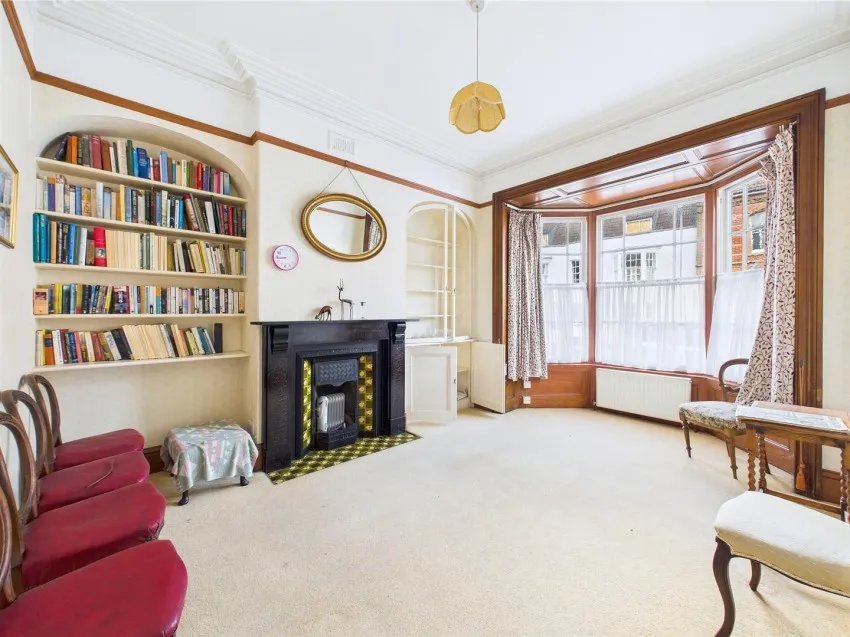 Lion House, 9 Castle Street, Thornbury, Bristol, BS35 1HA