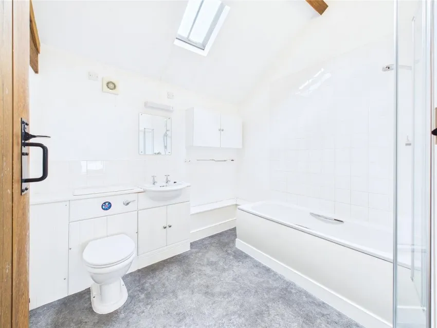 Lion House, 9 Castle Street, Thornbury, Bristol, BS35 1HA