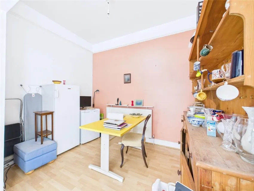 Lion House, 9 Castle Street, Thornbury, Bristol, BS35 1HA