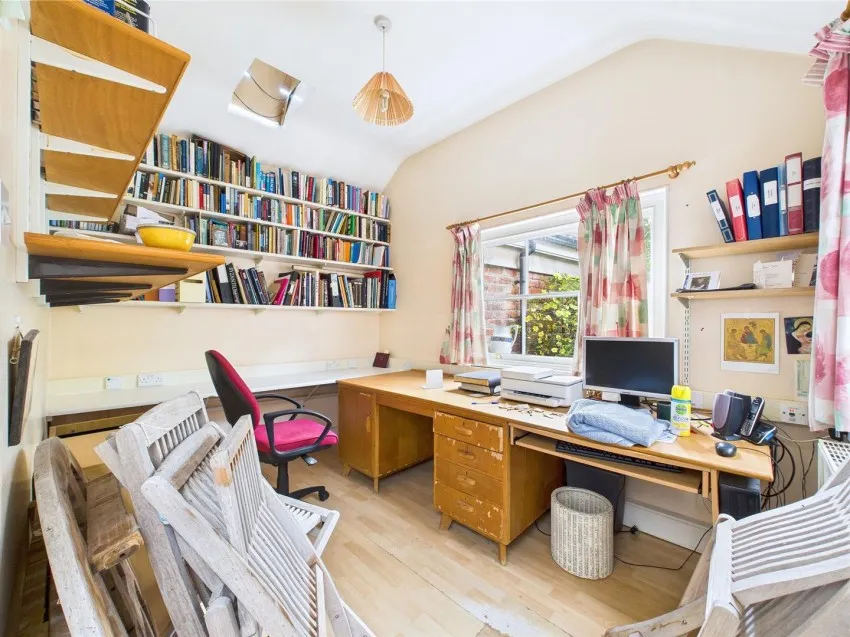 Lion House, 9 Castle Street, Thornbury, Bristol, BS35 1HA