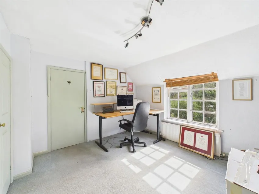 Wayside, Street End Lane, Blagdon, Bristol, BS40 7TW
