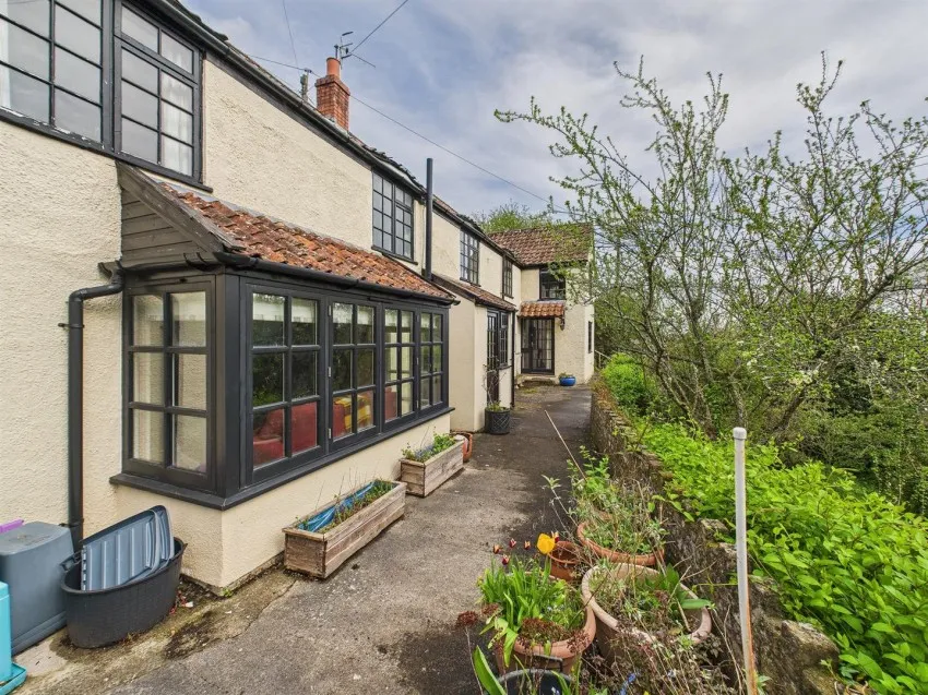 Wayside, Street End Lane, Blagdon, Bristol, BS40 7TW