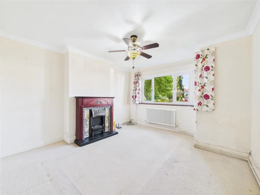 9, Ravenscourt Road, Patchway, Bristol, BS34 6PL