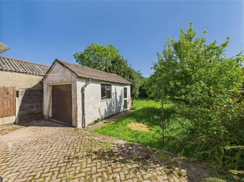 9, Ravenscourt Road, Patchway, Bristol, BS34 6PL