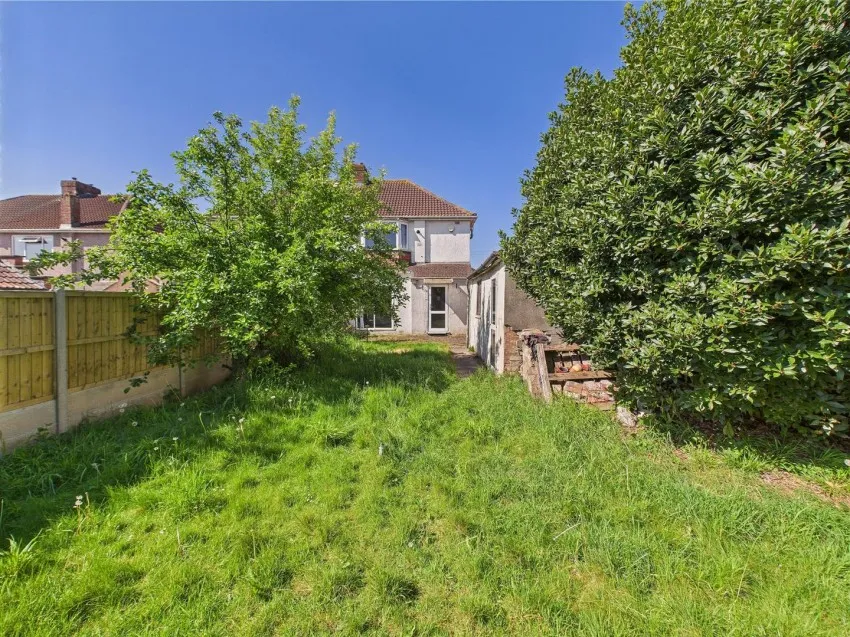 9, Ravenscourt Road, Patchway, Bristol, BS34 6PL