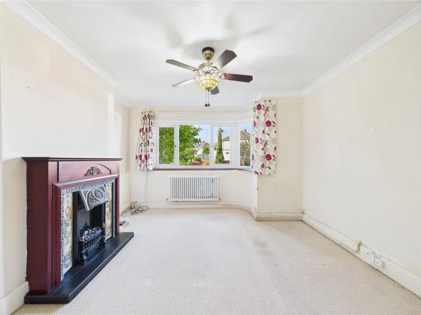 9, Ravenscourt Road, Patchway, Bristol, BS34 6PL