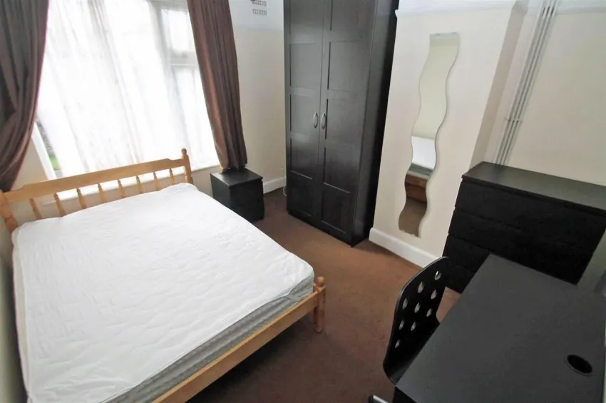 2, Elmhurst Avenue, Eastville, Bristol, BS5 6QJ