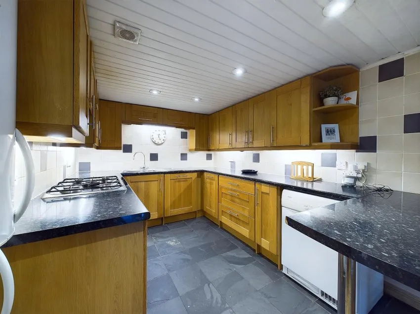 34b,
                                Coldharbour Road, Redland,
                                Bristol, BS6 7NA