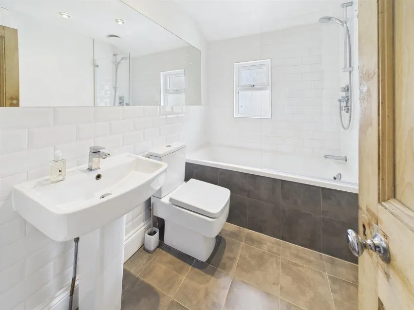 36, Effingham Road, St Andrew's, Bristol, BS6 5BJ