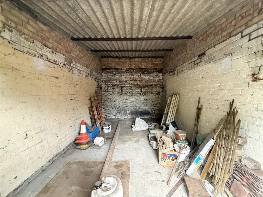 Garages off,
                                Palmerston Road, Redland,
                                Bristol, BS6 7RH