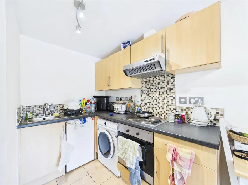 1-3, Victoria Parade, St George, Bristol, BS5 9DZ