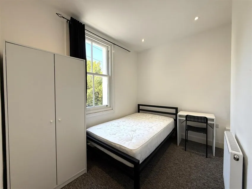 2A,
                                Henbury Road, Westbury-On-Trym,
                                Bristol, BS9 3HJ