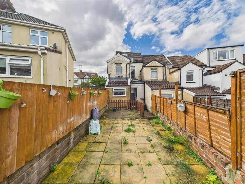 11, Gloucester Road, Staple Hill, Bristol, BS16 4SD