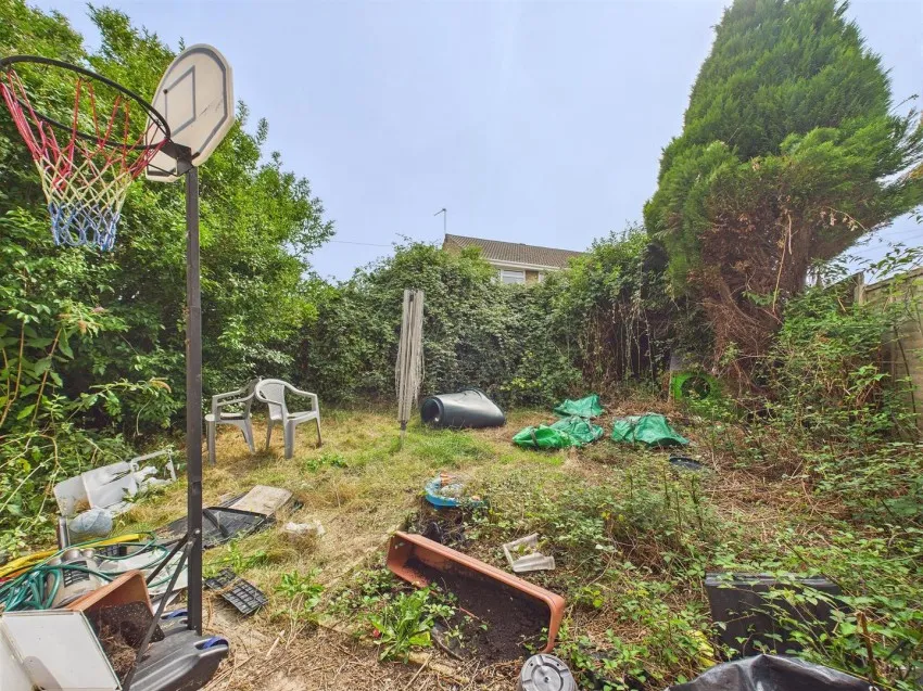 4,
                                Dinder Close, Nailsea,
                                Bristol, BS48 4LZ