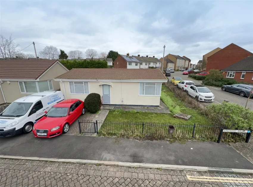 23,
                                St. Lucia Crescent, Horfield,
                                Bristol, BS7 0XR