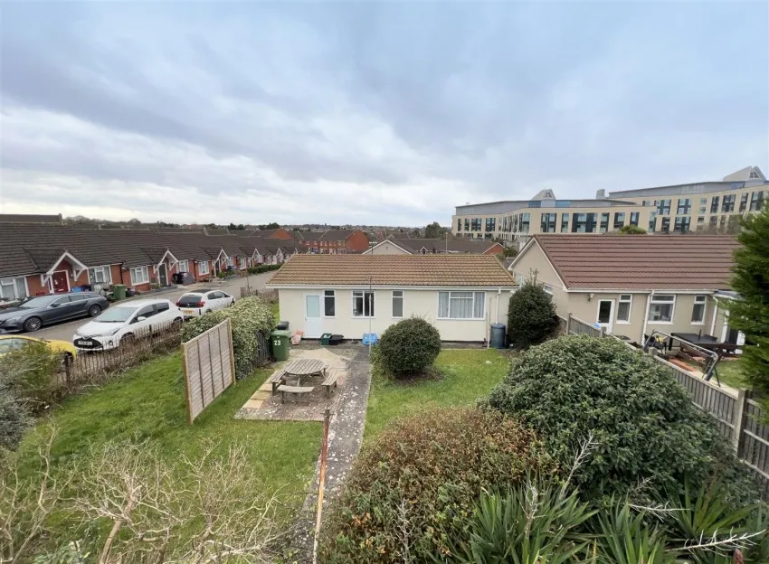 23,
                                St. Lucia Crescent, Horfield,
                                Bristol, BS7 0XR