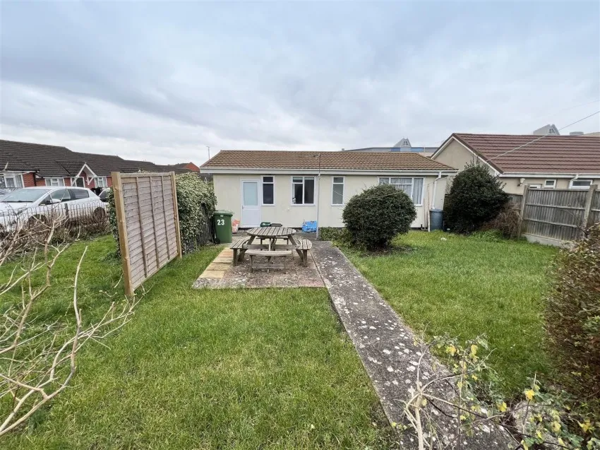 23,
                                St. Lucia Crescent, Horfield,
                                Bristol, BS7 0XR