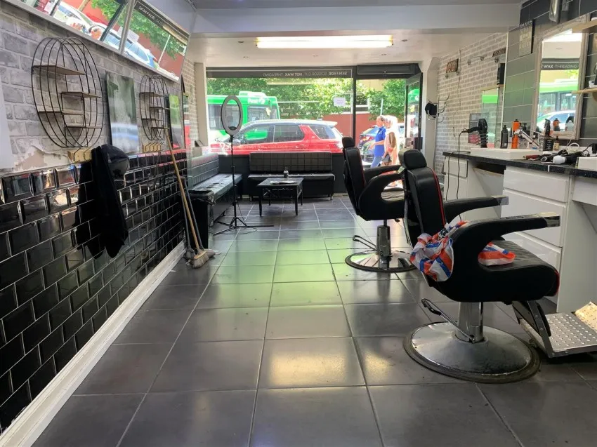 625,
                                Fishponds Road, Fishponds,
                                Bristol, BS16 3BA