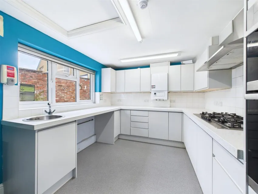 487,
                                Gloucester Road, Horfield,
                                Bristol, BS7 8UA